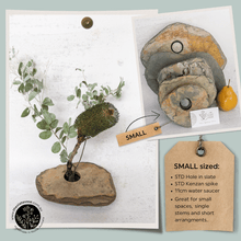 Load image into Gallery viewer, Description of Small Classic sized vase